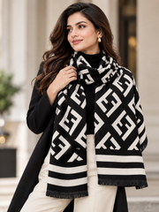 BLACK AND WHITE Whisper F Scarf