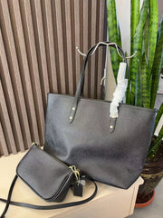 Back to school set bags pre order your now!! Take 15days
