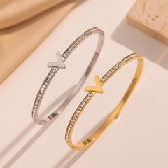 Crystal V Detail stainless steel Bangle in Gold