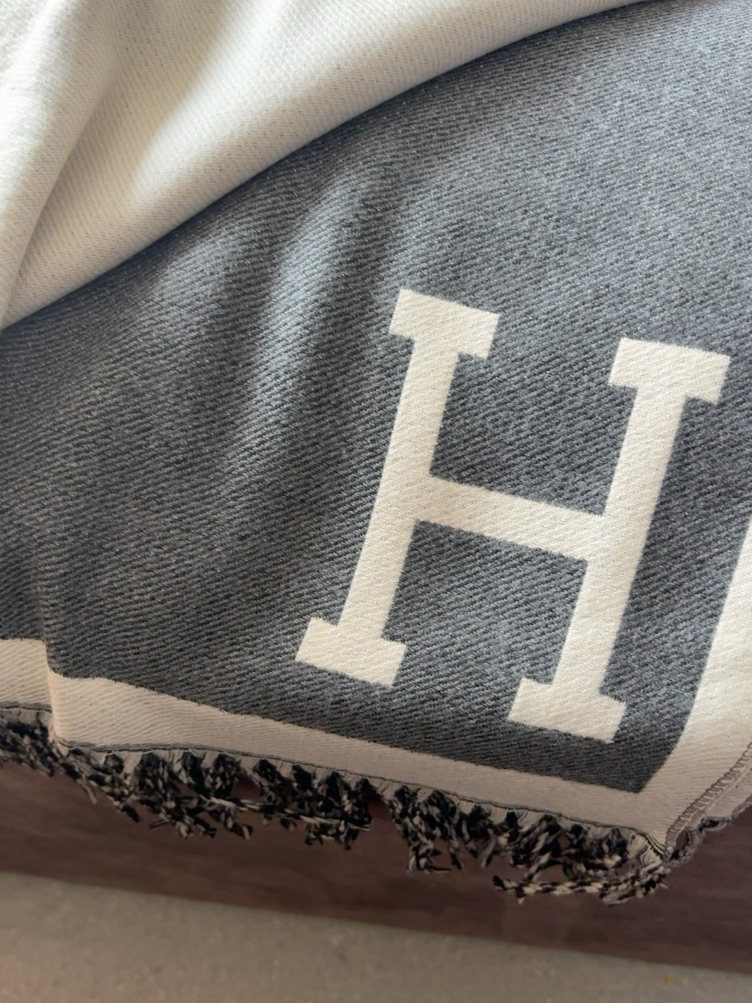 Silverstone Luxe — The Signature Scarf
