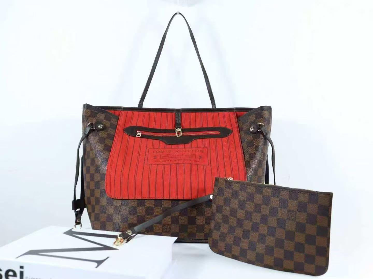The Signature Tote Collection