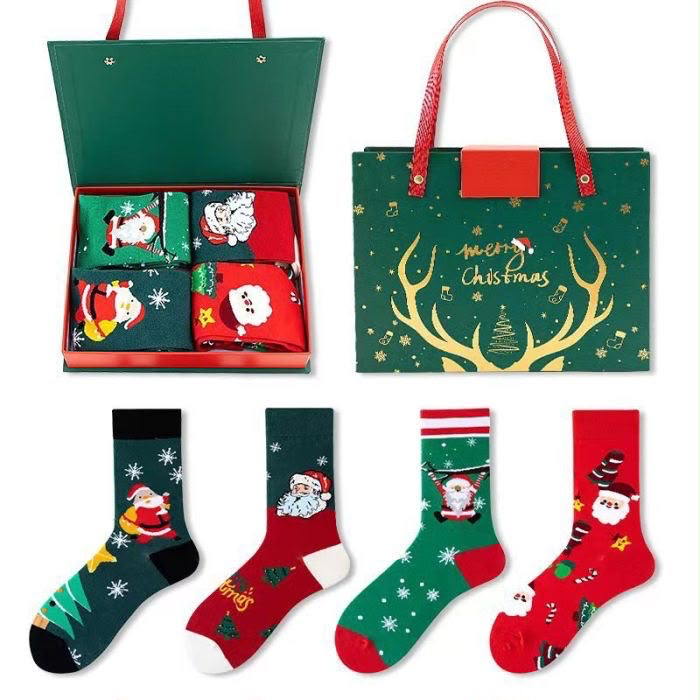 Merry Moments – Christmas Socks Gift Set
