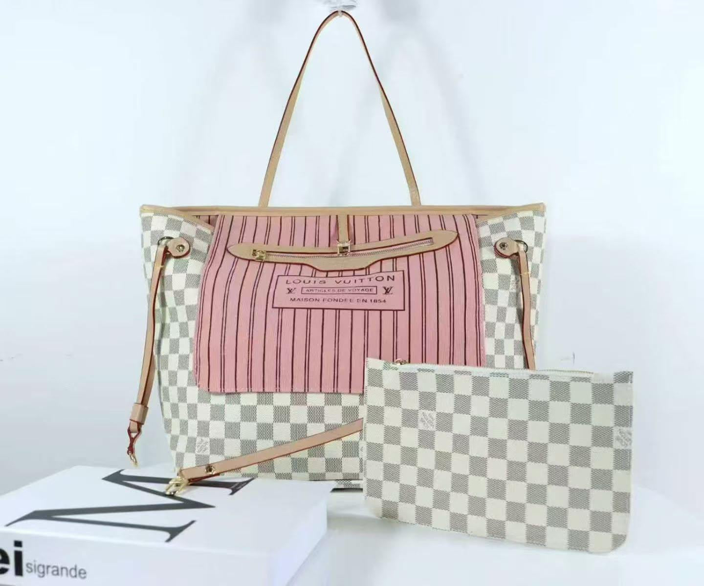 The Signature Tote Collection