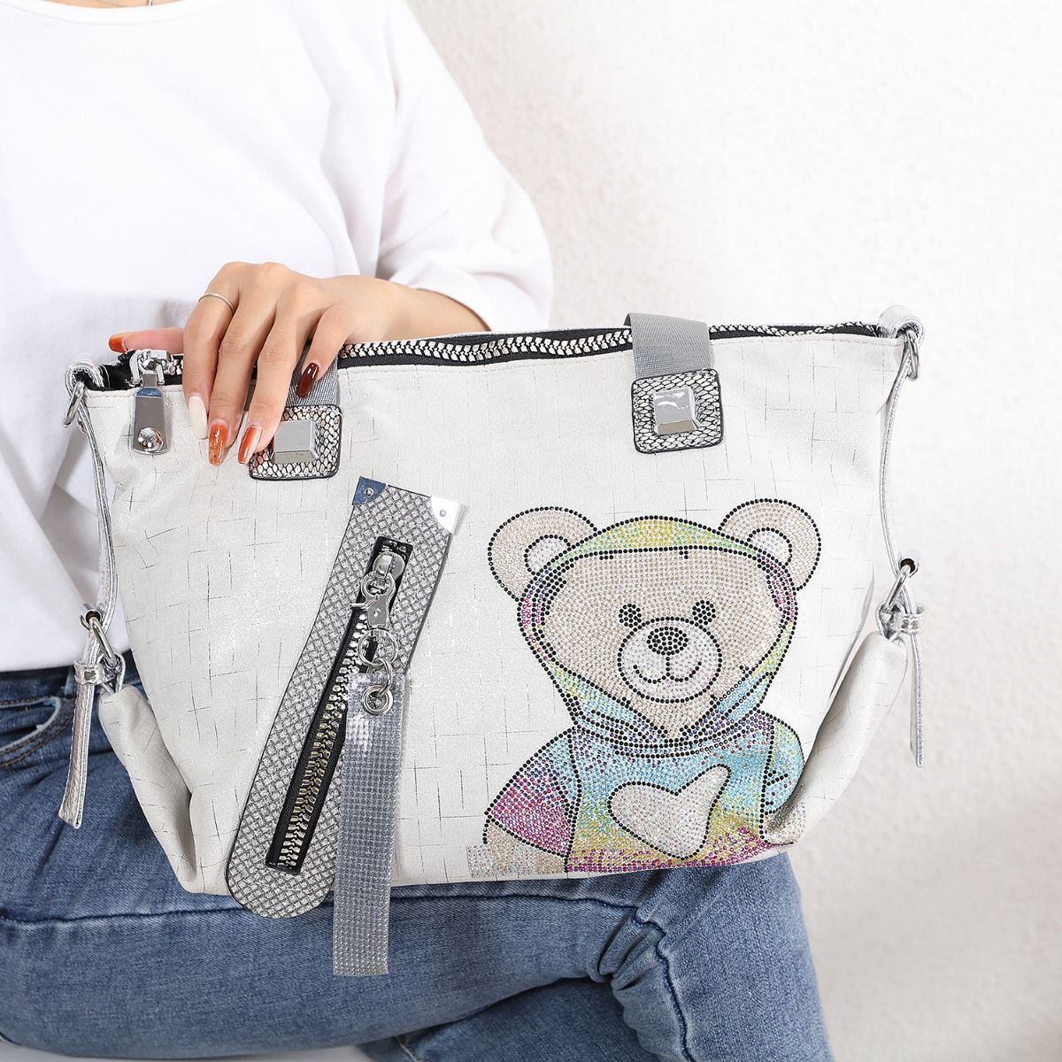 Trendy Teddy Bear Appliqué Shoulder Bag in Silver 60247