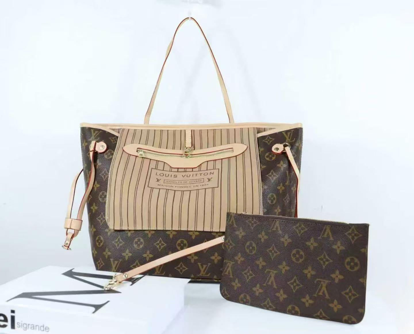 The Signature Tote Collection